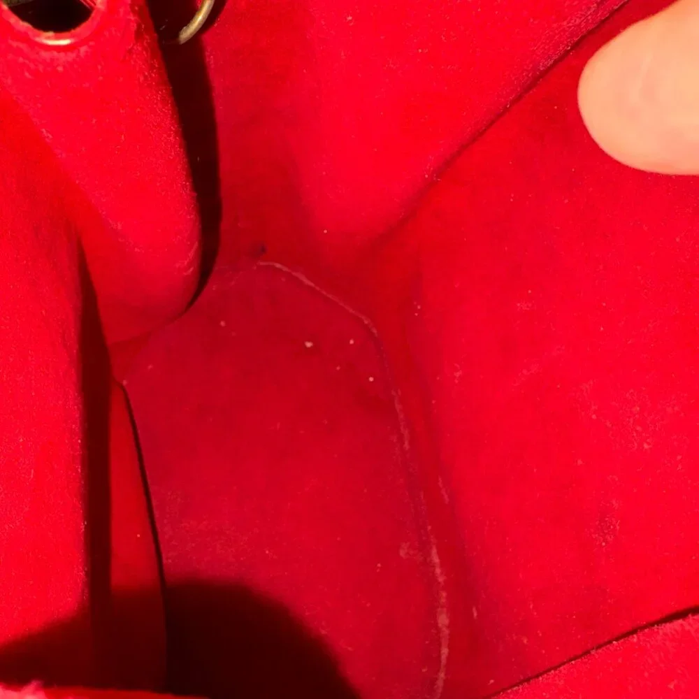 LOUIS VUITTON Epi Sac Depaule GM Shoulder Bag Red M80207 LV Auth 131025 - Picture 6 of 16